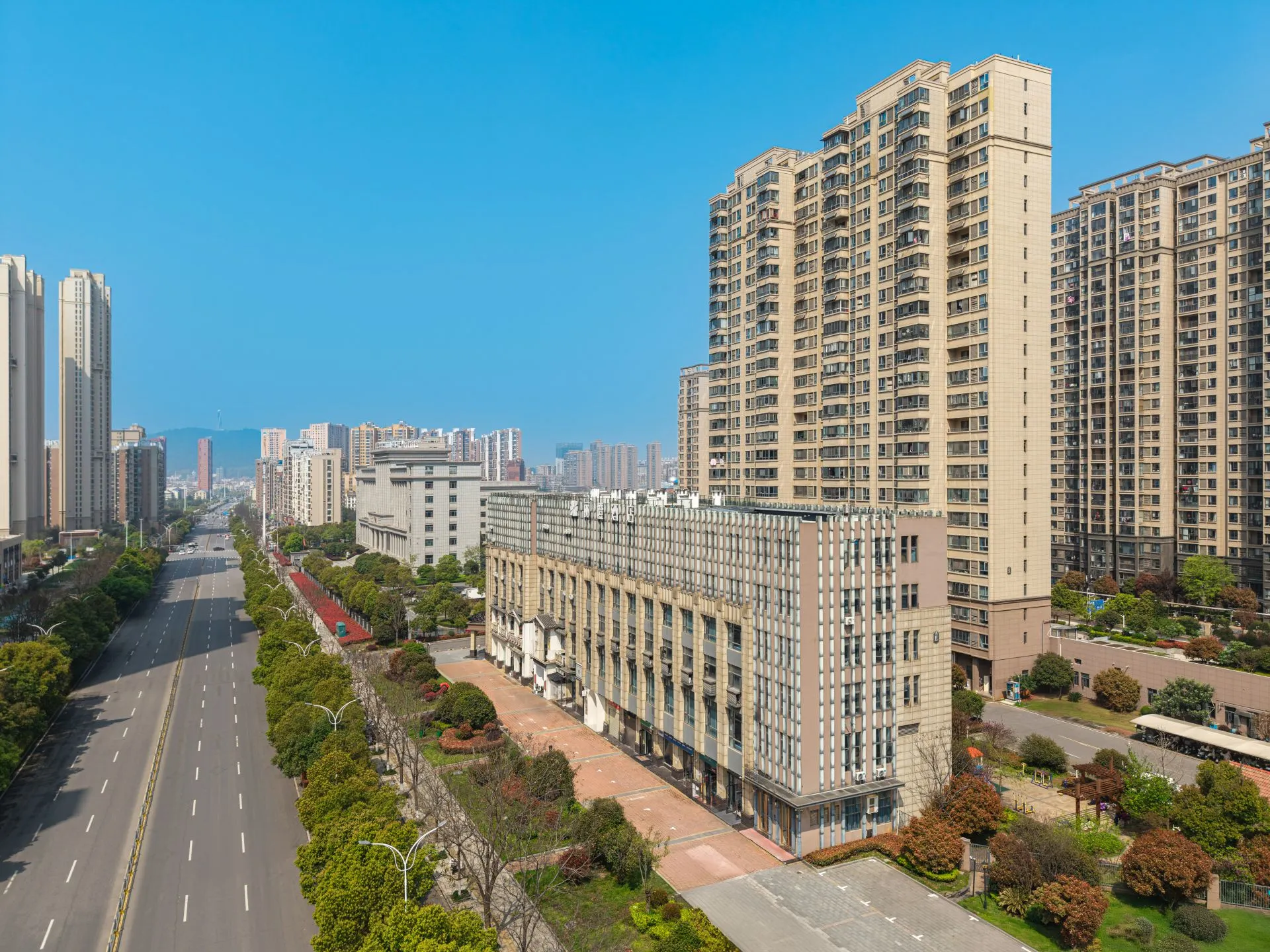 丽橙·悦(武汉江夏北华街地铁站店)